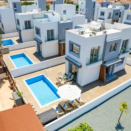 Seabreeze Sofia By Ezoria Villa Protaras