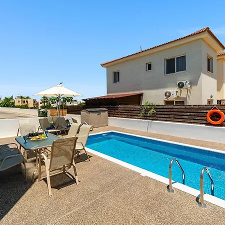 Villa Seabreeze Sofia By Ezoria Protaras