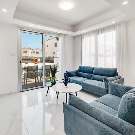 Villa Seabreeze Sofia By Ezoria