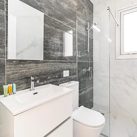 ヴィラ Seabreeze Sofia By Ezoria