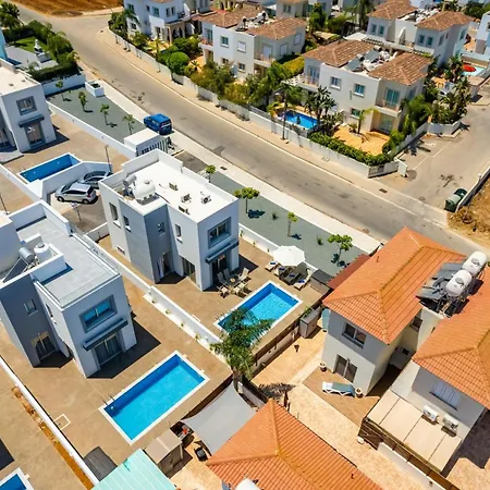 Villa Seabreeze Elina By Ezoria